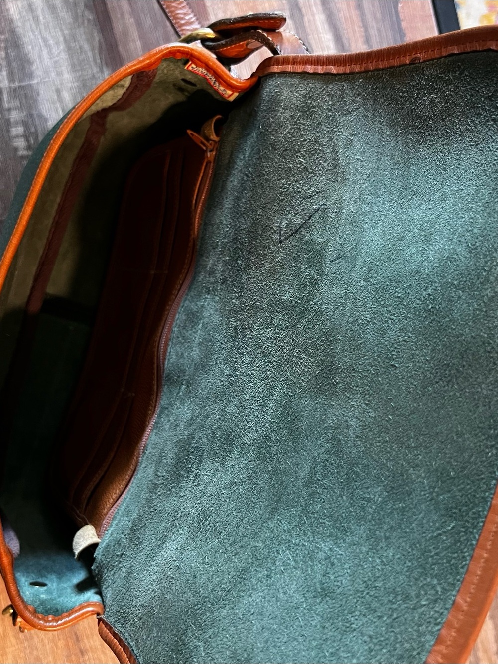 Dooney & Bourke Green All Weather Leather Vintage Crossbody Bag - Picture 6 of 12